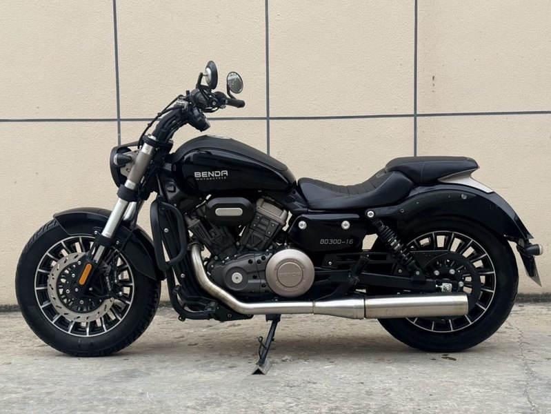 二手奔达Rock300 灰石