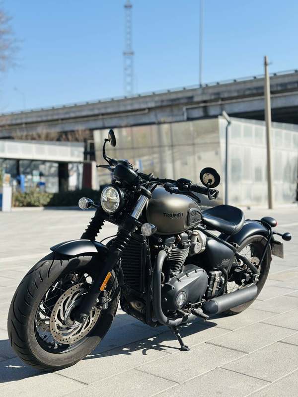 二手凯旋Bonneville Bobber