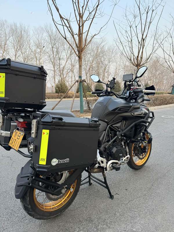 二手贝纳利TRK552