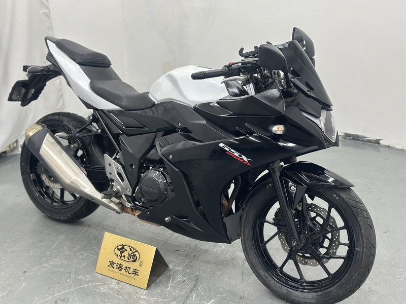 二手豪爵铃木GSX250R