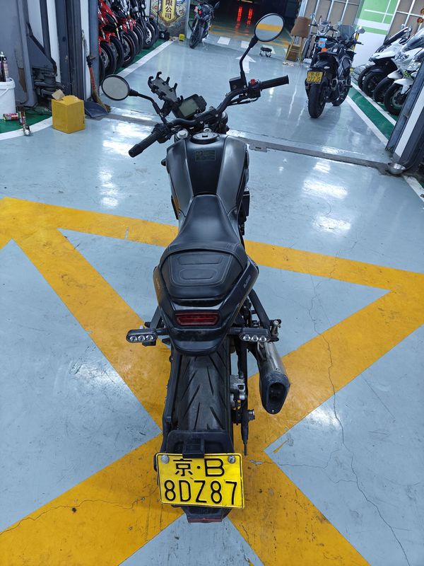 二手贝纳利幼狮 Leoncino 250