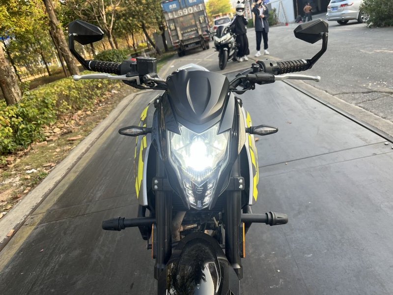 二手五羊本田CB190R 暴锋眼
