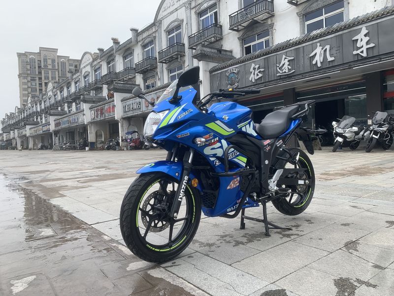 二手济南铃木极客飒 Gixxer 155