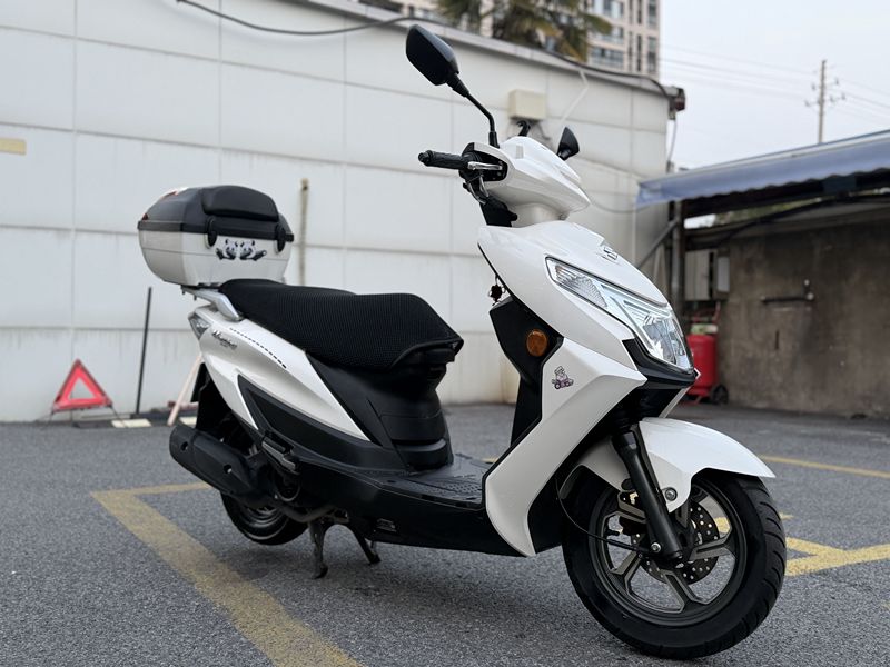 二手济南铃木优驿 UE125T