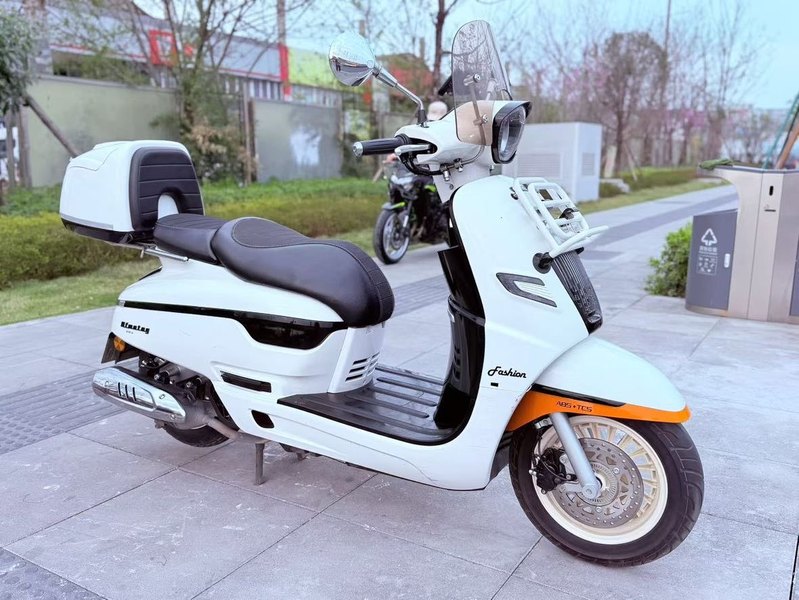 二手南方梦拉丽莎 飞戈