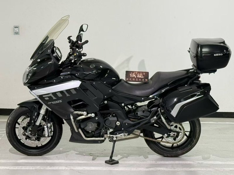 二手贝纳利600GC