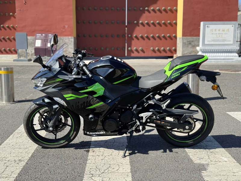 二手川崎Ninja 400