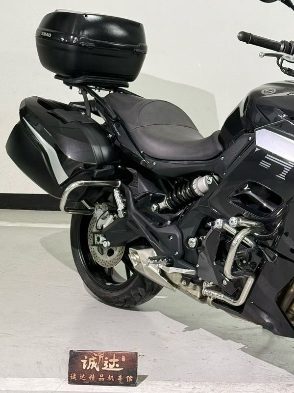 二手贝纳利600GC