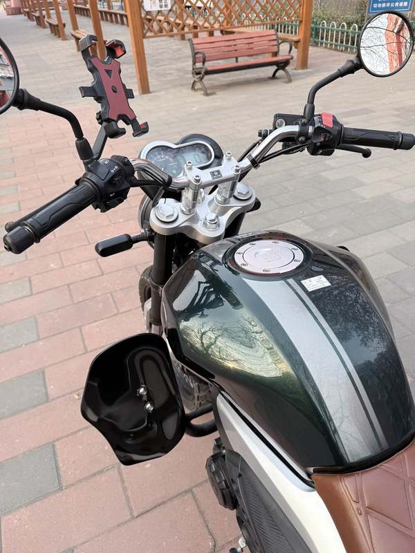 二手五羊本田鸷道 CB190SS