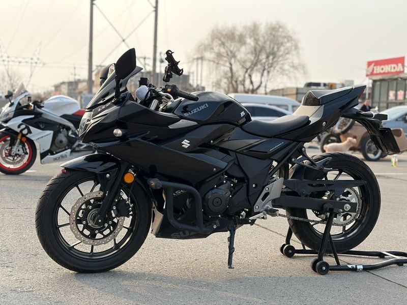 二手豪爵铃木GSX250R