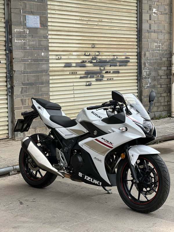 二手豪爵铃木GSX250R