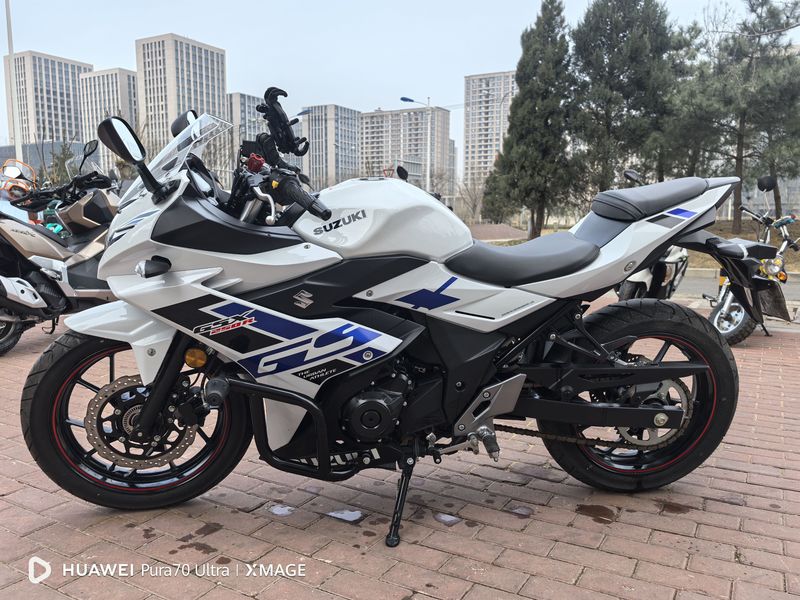 二手豪爵铃木GSX250R