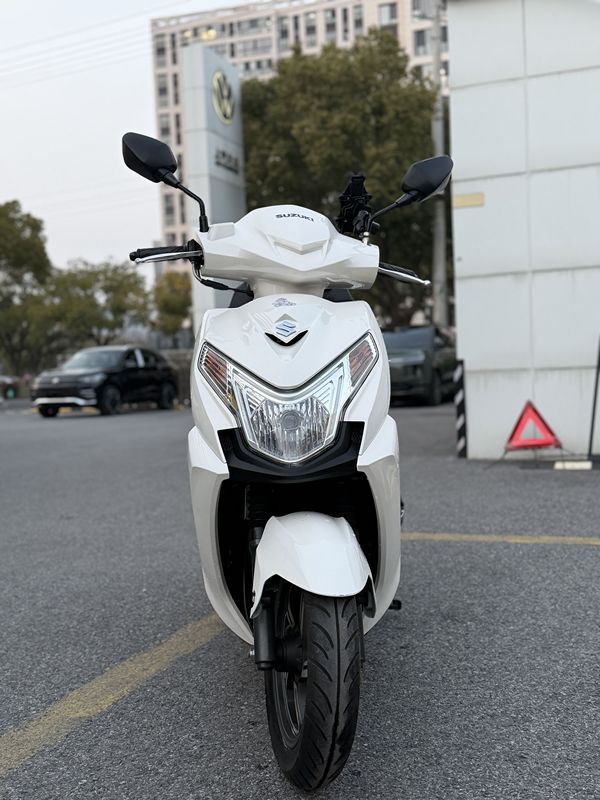 二手济南铃木优驿 UE125T