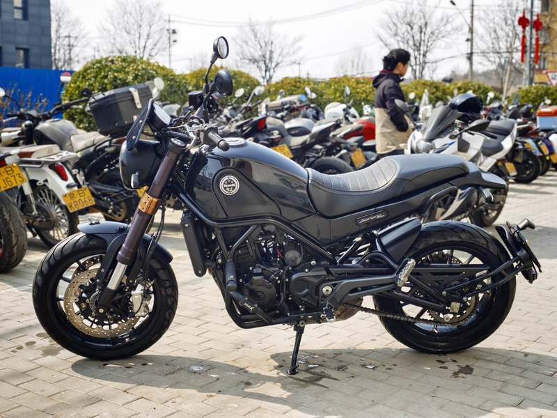 二手贝纳利幼狮 Leoncino 500