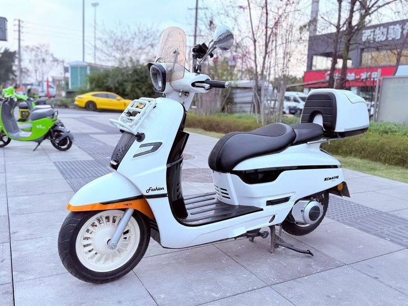 二手南方梦拉丽莎 飞戈