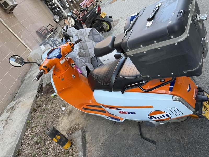 二手维多利亚Sixties 300i