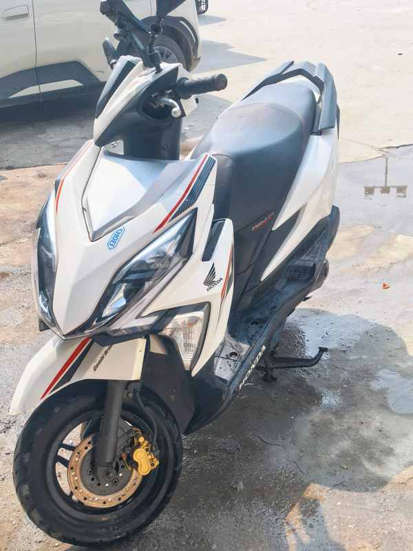 二手新大洲本田裂行 RX125Fi