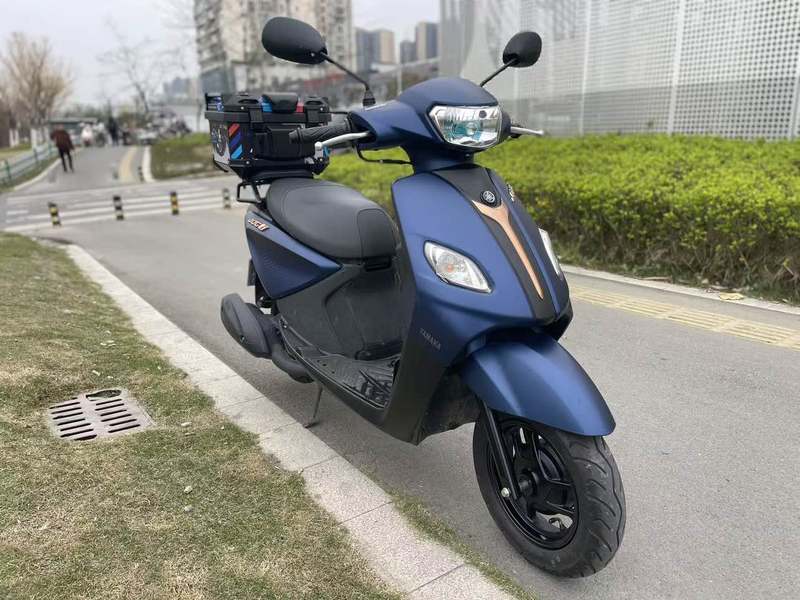 二手建设雅马哈巧格i