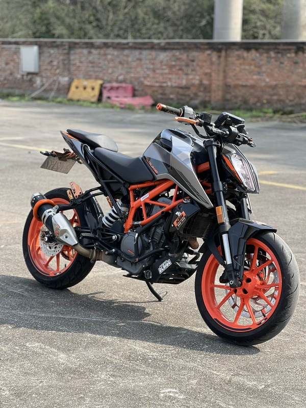 二手KTMR2R390 Duke
