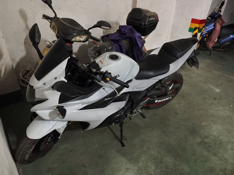 二手豪爵铃木GSX250R