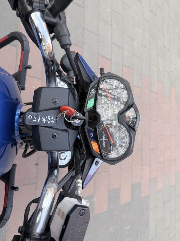 二手济南铃木QS150悍骏