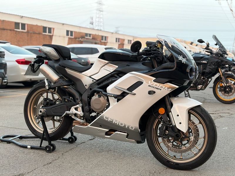 二手春风500SR VOOM