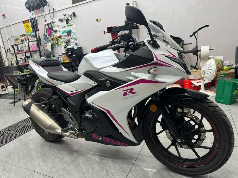 二手豪爵铃木GSX250R
