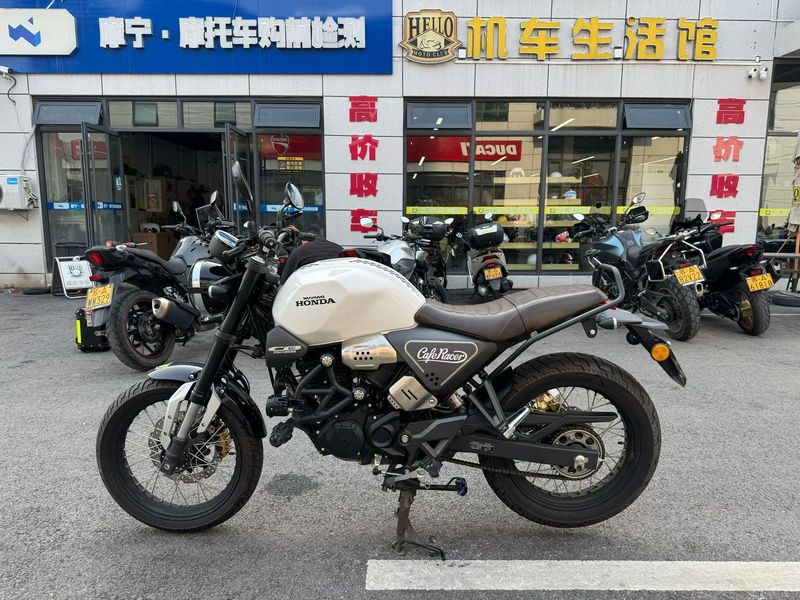 二手五羊本田鸷道 CB190SS