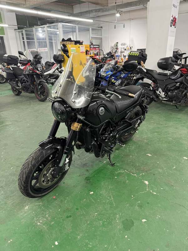 二手贝纳利幼狮 Leoncino 500