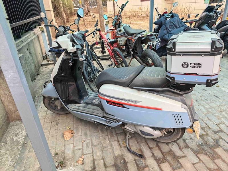 二手维多利亚Sixties 250Si