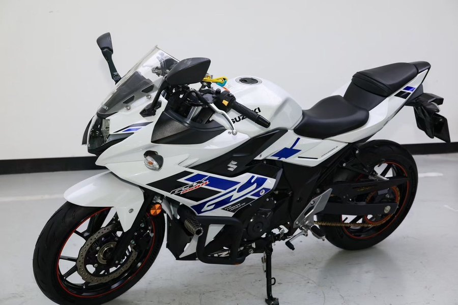 二手豪爵铃木GSX250R