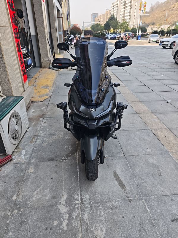 二手三阳哈士奇 Husky ADV150