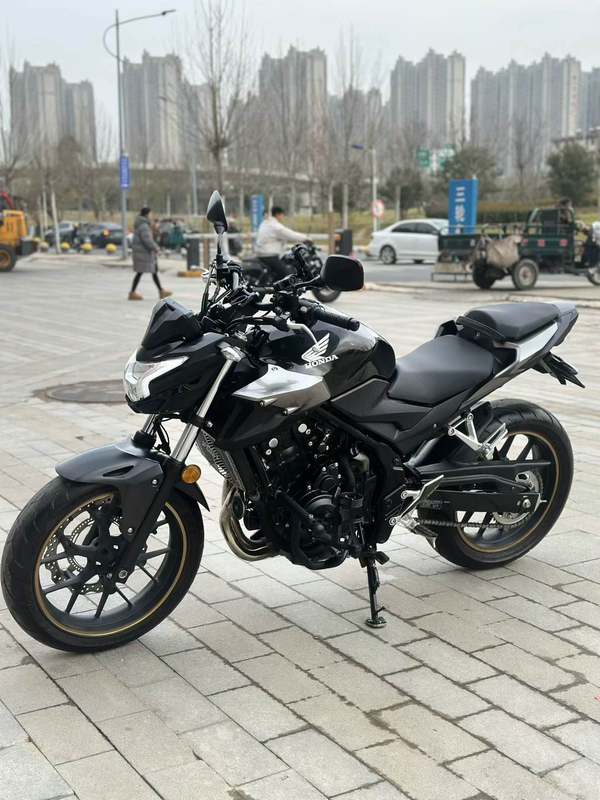 二手本田CB 400F(海外)