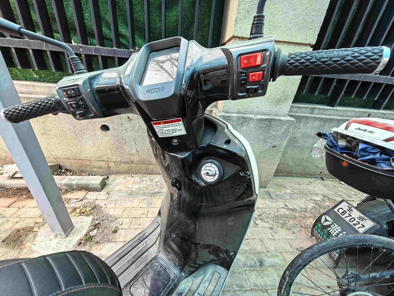 二手维多利亚Sixties 250Si