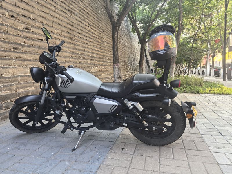 二手钱江凯威荣光 202