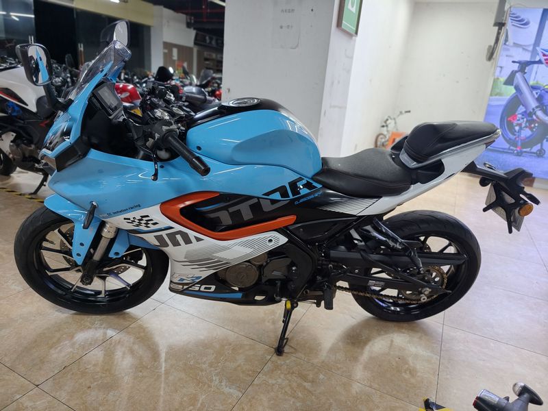 二手QJMOTOR赛250