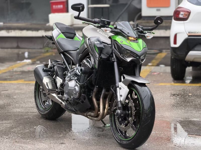 二手川崎Z900
