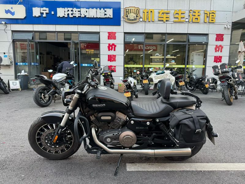 二手奔达Rock300 灰石