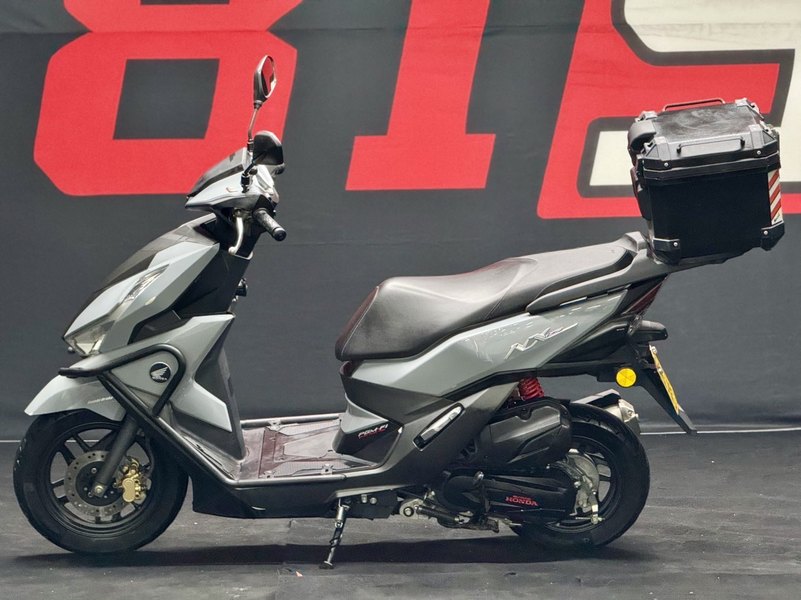 二手五羊本田NX125