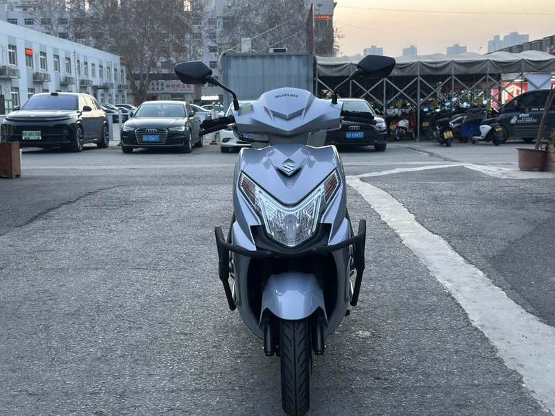 二手济南铃木优驿 UE125T