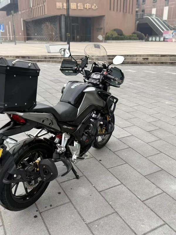 二手五羊本田猛鸷 CB190X