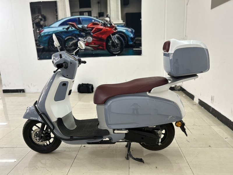 二手五羊本田NWF125