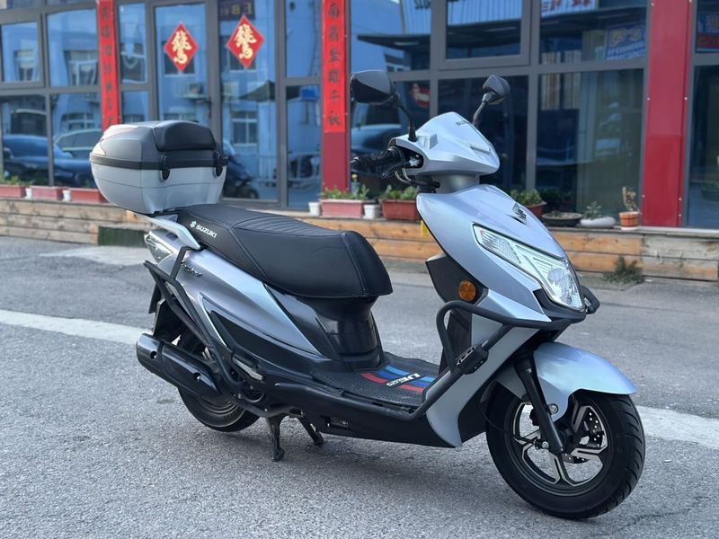 二手济南铃木优驿 UE125T