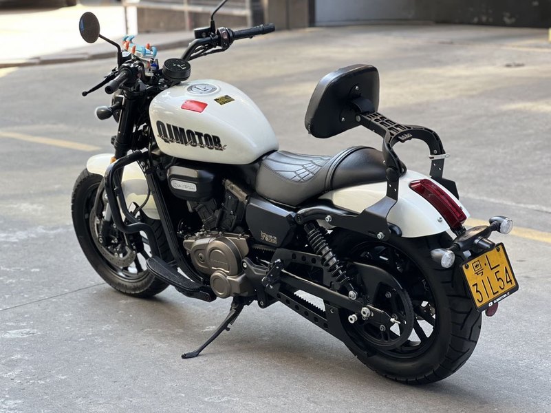 二手QJMOTOR闪300