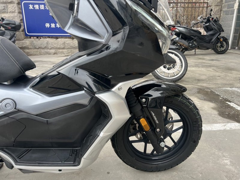 二手大阳V锐 ADV150