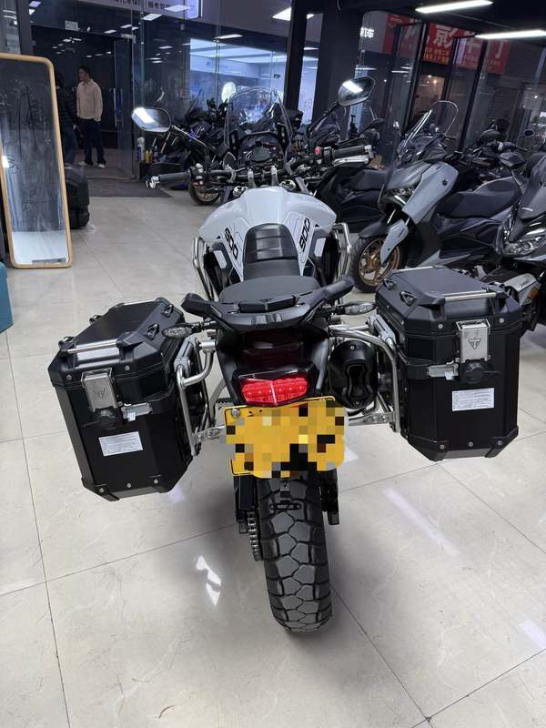 二手凯旋Tiger 900