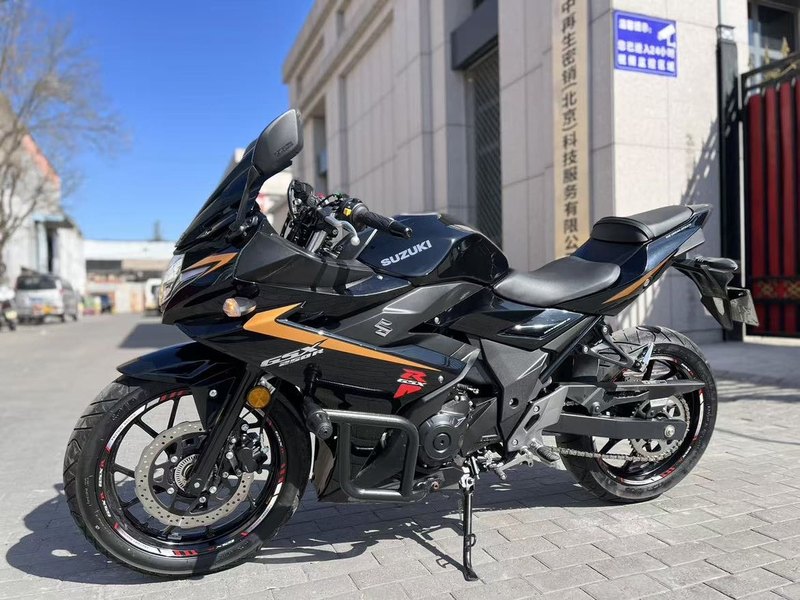 二手豪爵铃木GSX250R