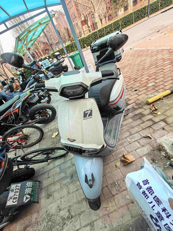 二手维多利亚Sixties 250Si