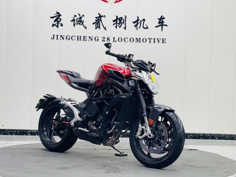 二手奥古斯塔Brutale 800