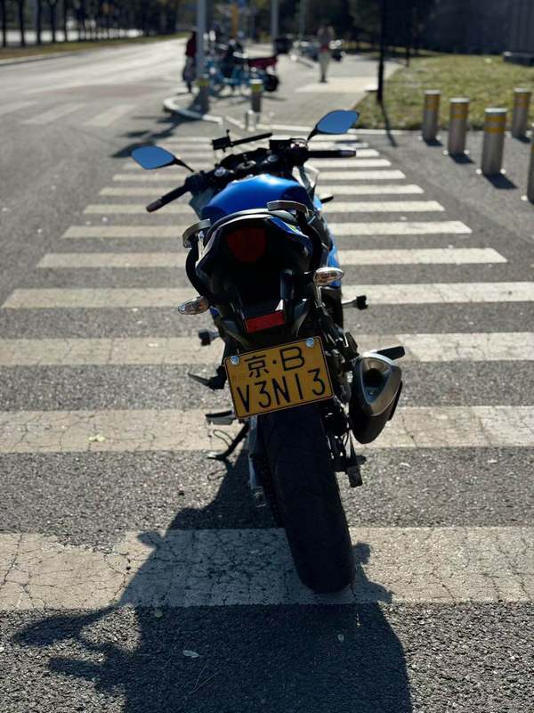 二手豪爵铃木GSX250R